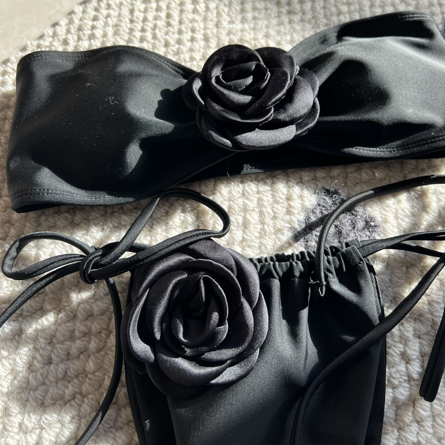 Strapless 3D Flower Thong Biquini