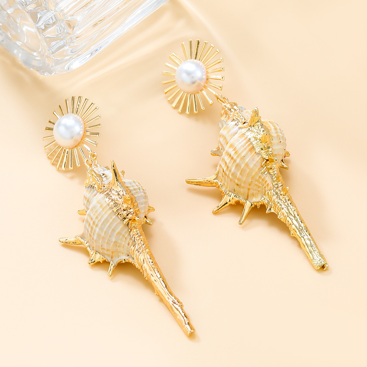 Bohemia Beach Seashell Conch Creamy White Natural Murex Shell Drop Earrings