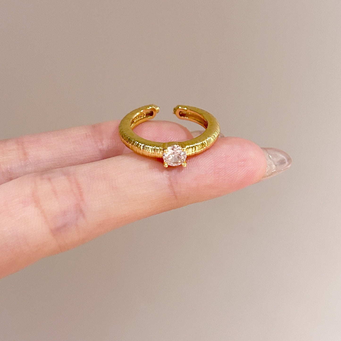 Fashion Gold Plated Butterfly Flower Finger Ring Birthday Gifts