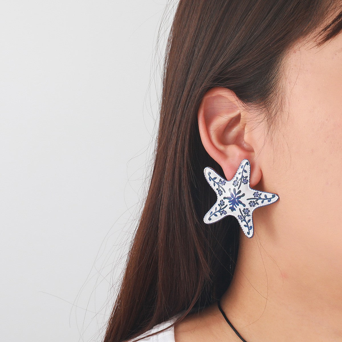 Fashion Unique Painted Flower Starfish Stud Earrings