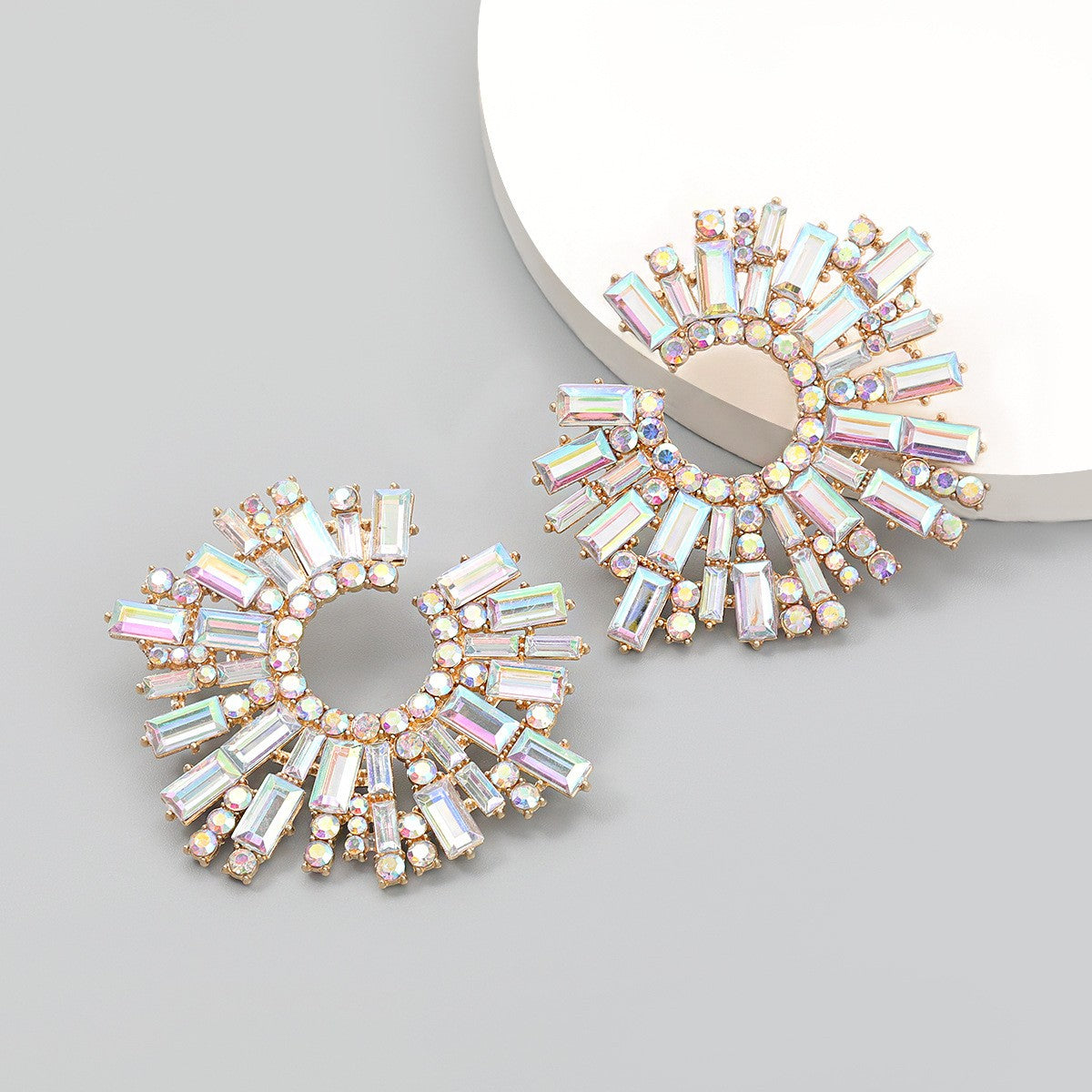 Snowflake Cubic Zirconia Stud Earrings Copper Metal Exaggerated Earrings
