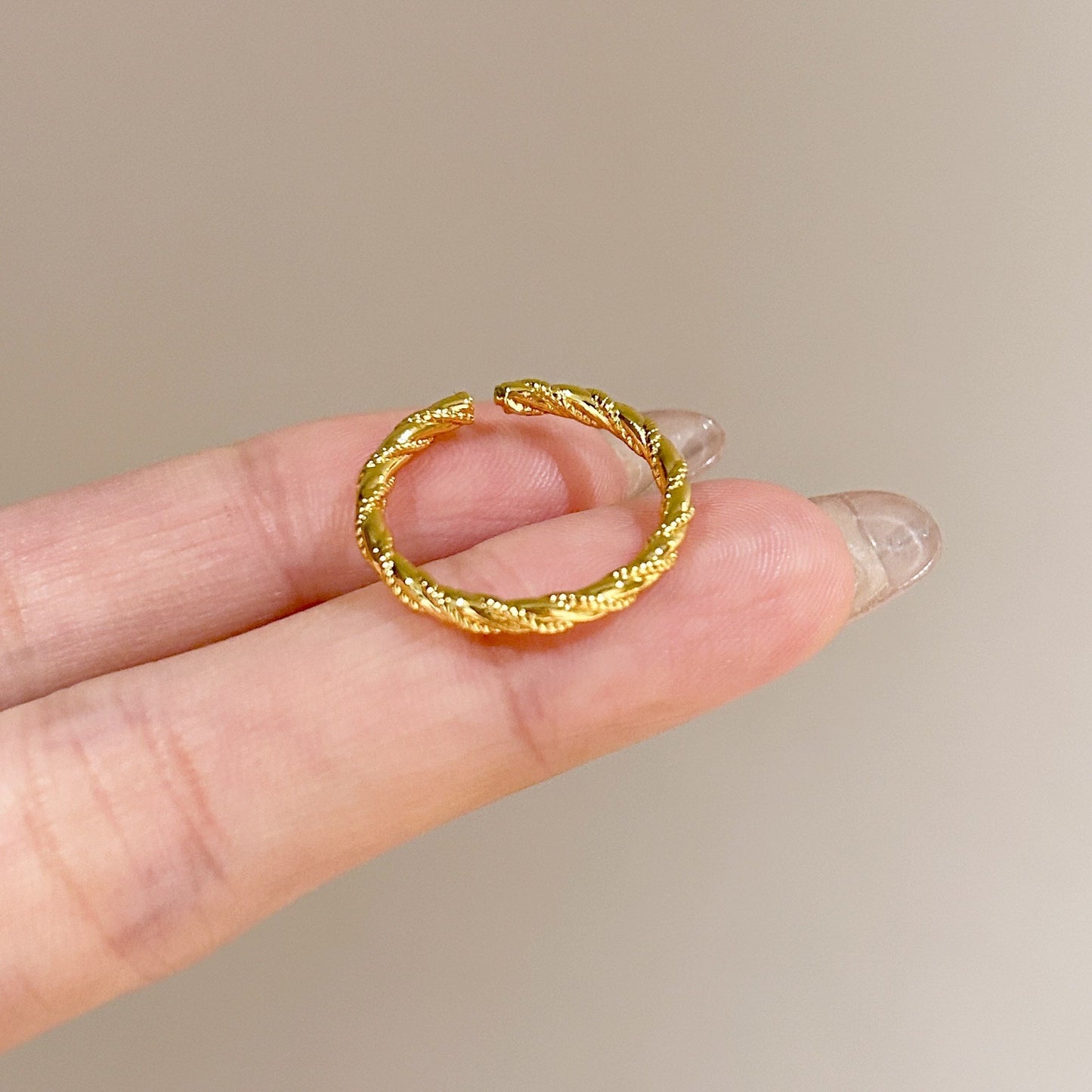 Fashion Gold Plated Butterfly Flower Finger Ring Birthday Gifts
