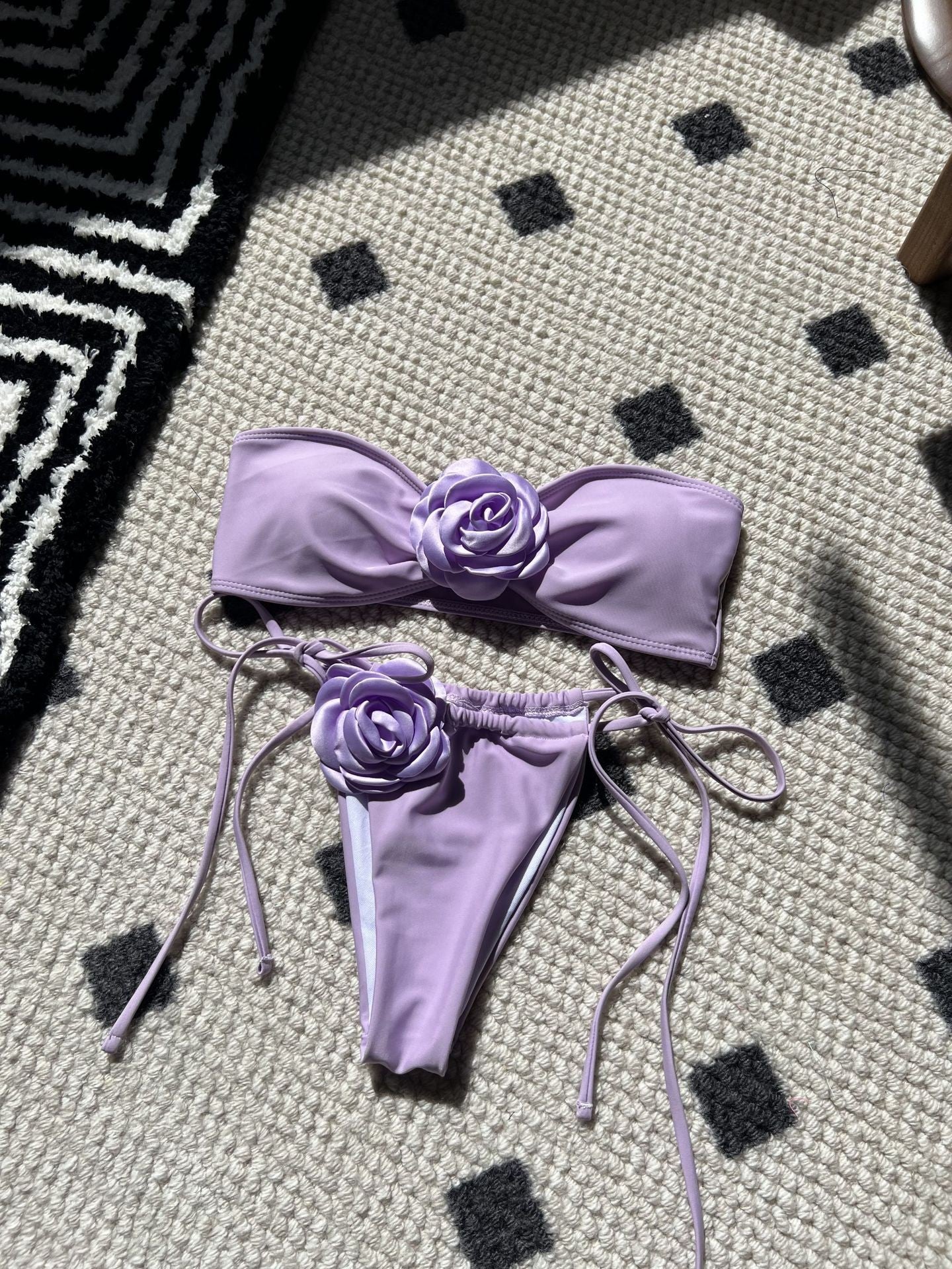 Strapless 3D Flower Thong Biquini