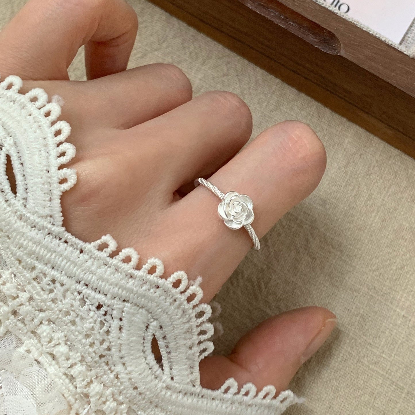 Fashion Gold Plated Butterfly Flower Finger Ring Birthday Gifts