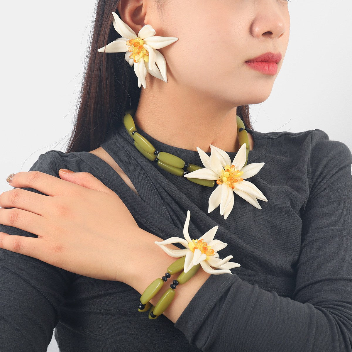 Handmade Beaded Large Flower Choker Necklace bracelet ear stud