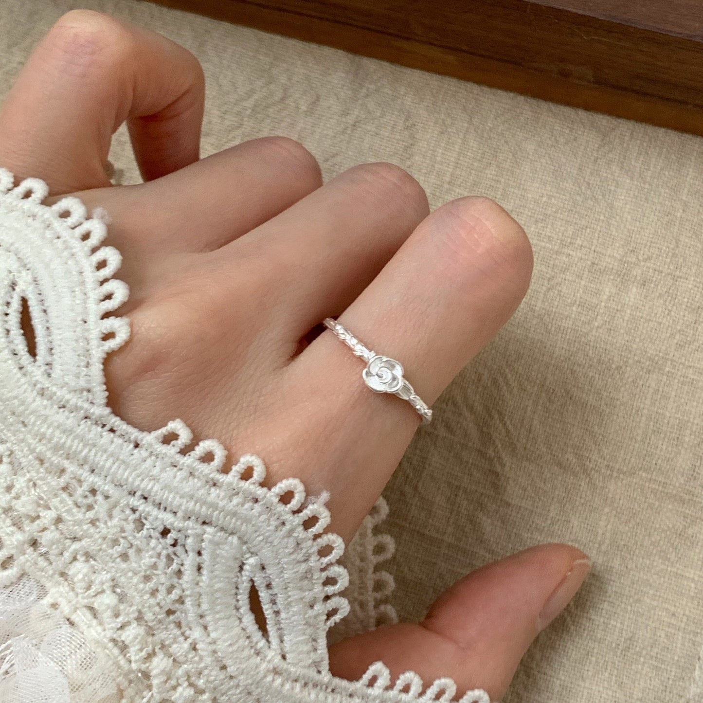 Fashion Gold Plated Butterfly Flower Finger Ring Birthday Gifts