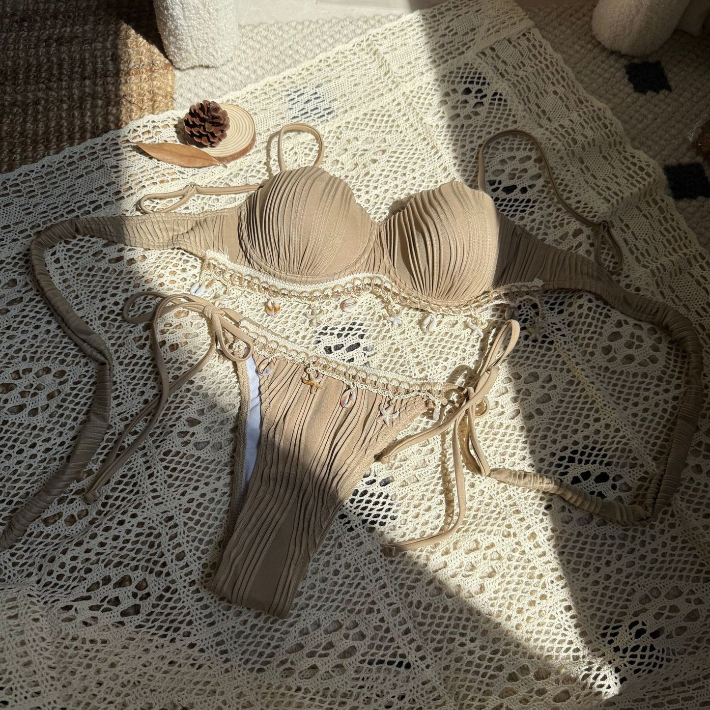 Wave Texture Shell Petal Hard Bag Split Bikini