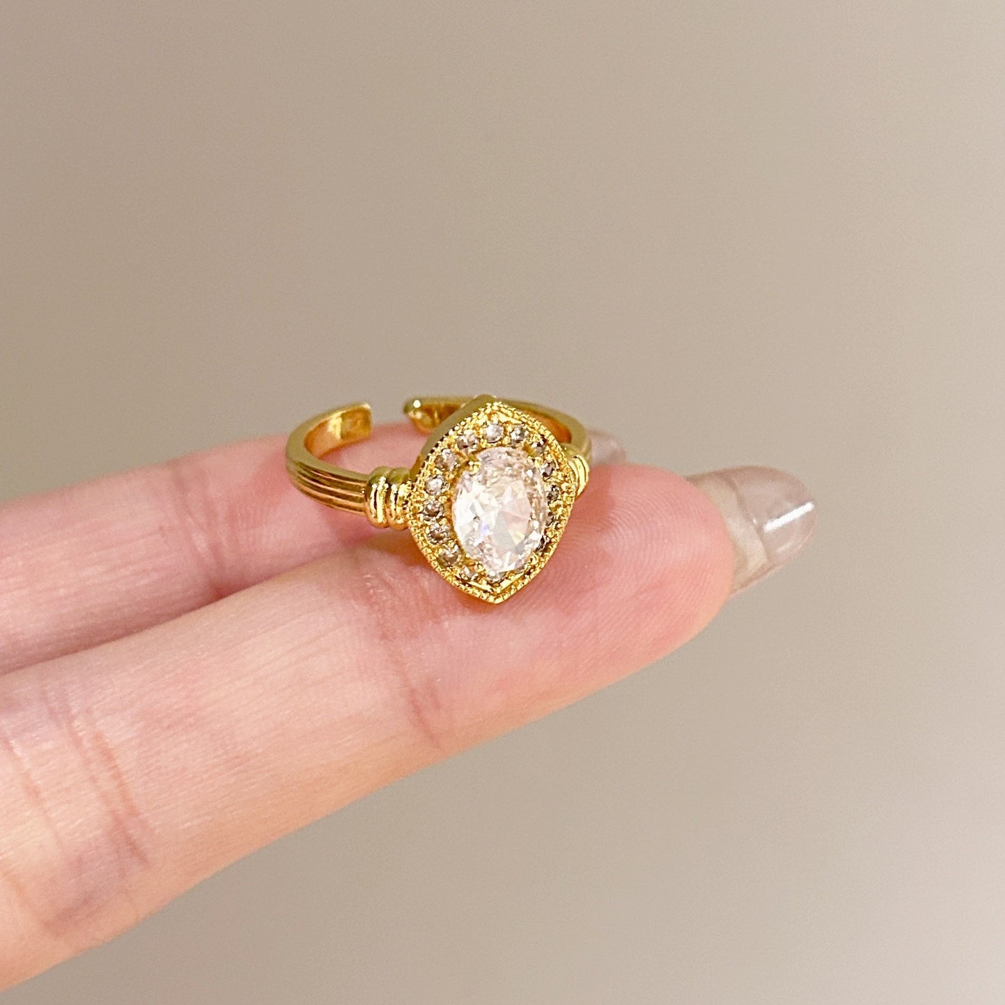 Fashion Gold Plated Butterfly Flower Finger Ring Birthday Gifts