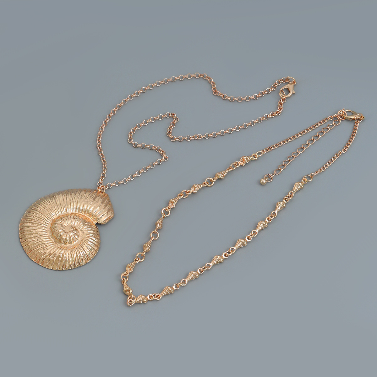 Exaggerated Metal Shell Shape Pendant Necklace Punk Metal Conch Chain Choker