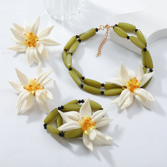 Handmade Beaded Large Flower Choker Necklace bracelet ear stud
