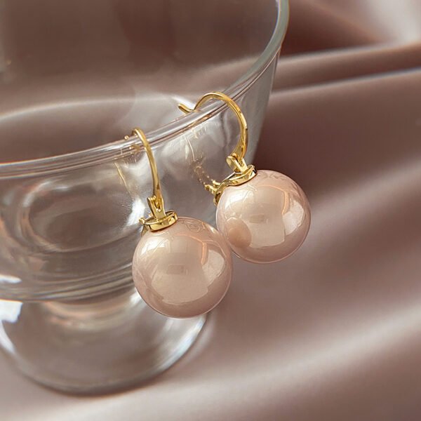 Elegant Pearl Drop Earrings(Colored)